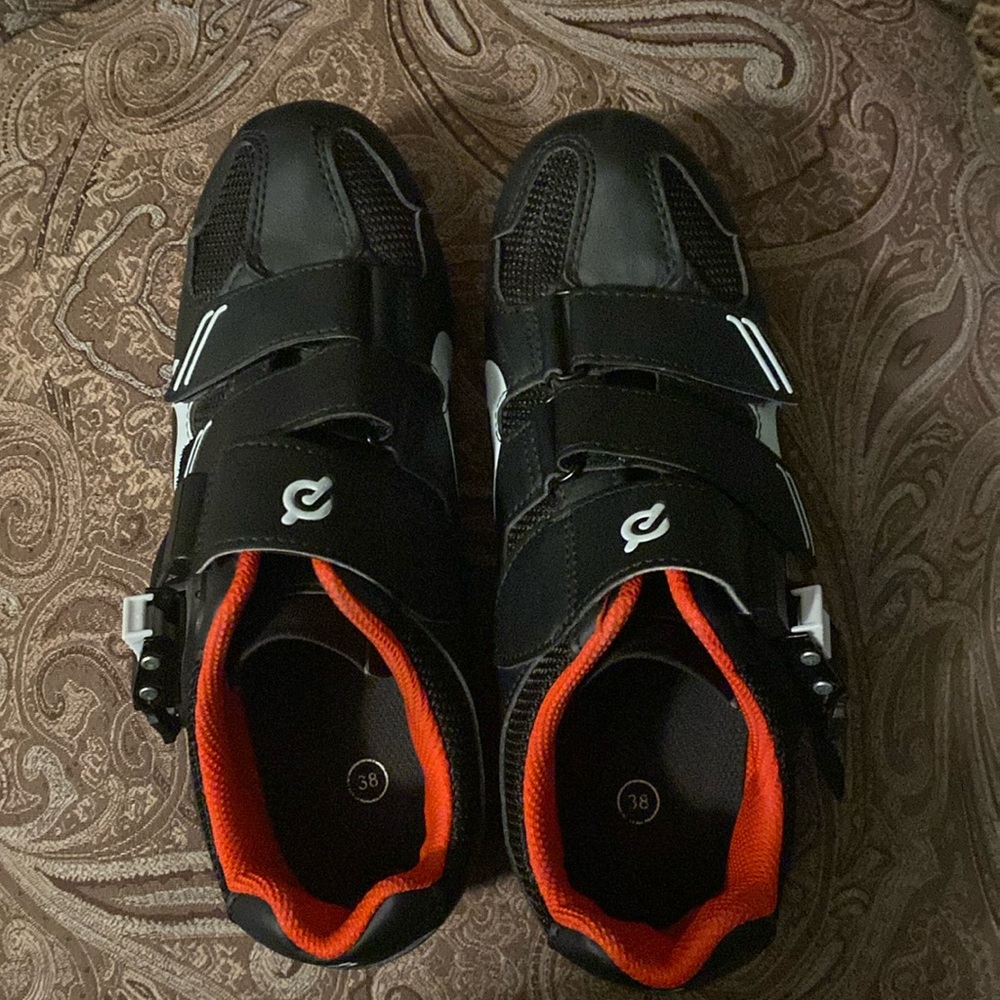 Peloton cycling shoes